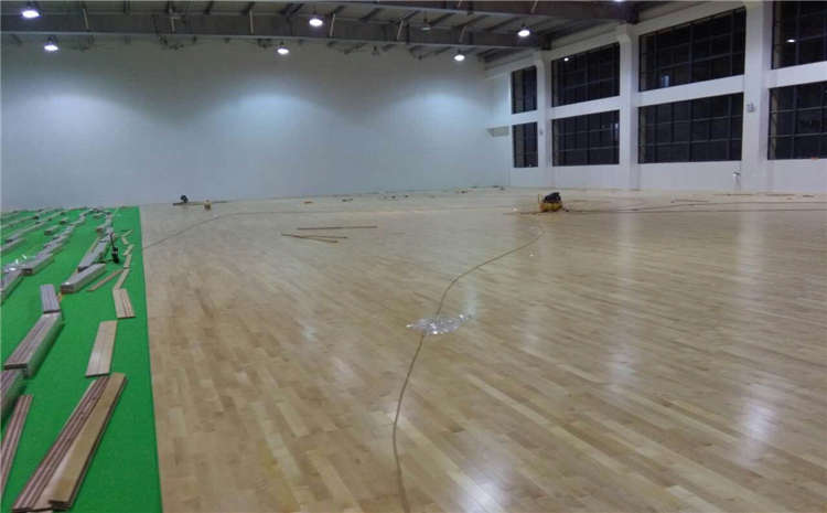 專業(yè)的實木運動地板怎么保養(yǎng)？