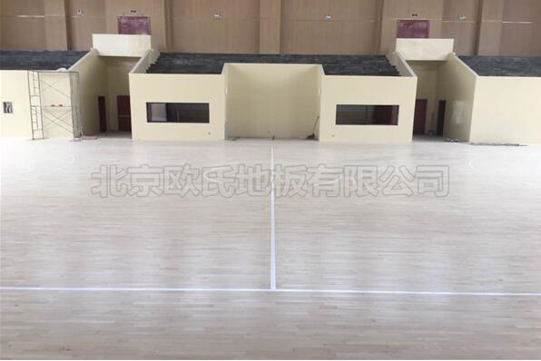 福州雷甸鎮(zhèn)中心小學(xué)籃球館木地板案例-4