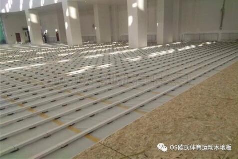 寧夏石嘴山星海中學體育木地板案例