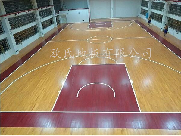 湖南長沙雨花區芙蓉路小學籃球館地板案例